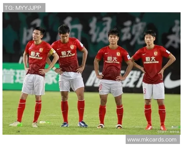 赛后分析：北京足球队与广州足球队的表现与状态对比解析